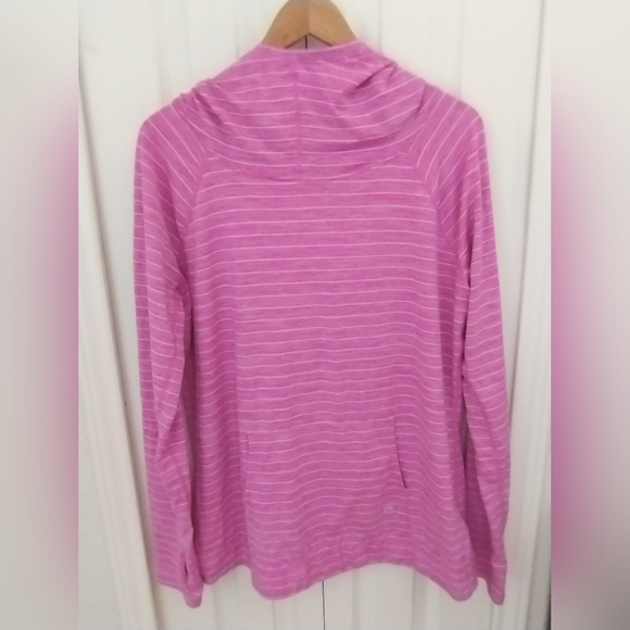 Gap Fit Womens Athletic, Hooded Moisture Wicking Breathable Pink Pullover - Picture 7 of 9